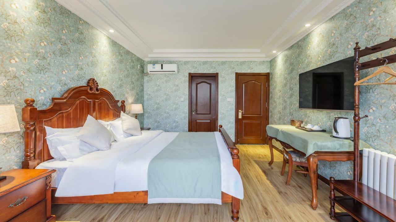 Floral Hotel - Begonia Villa Циндао Екстериор снимка